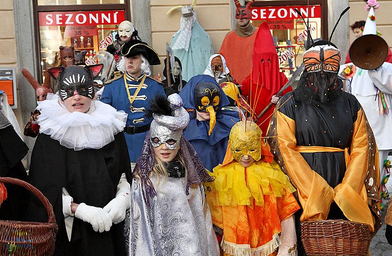 Carnival parade through the city Český Krumlov, 16.2.2010