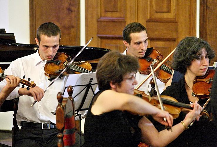 Nokturno - Šárka Havliková (Flöte), Sergey Perepeliatnyk (Klavier), Streichorchester Český Krumlov, 4.7.2010, Festival der Kammermusik Český Krumlov 2010