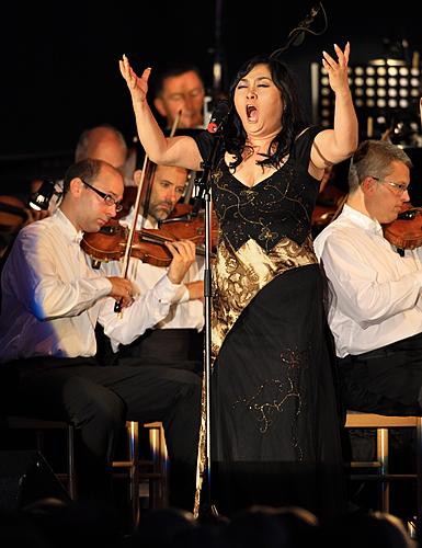 José Cura - Tenor, In Hye Kim - Sopran, Mario De Rose - Dirigent, Symphonieorchester des Tschechischen Rundfunks, 16. und 18.7.2010, 19. Internationales Musikfestival Český Krumlov