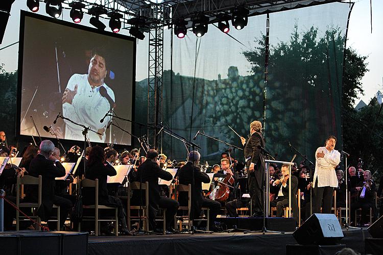 José Cura - Tenor, In Hye Kim - Sopran, Mario De Rose - Dirigent, Symphonieorchester des Tschechischen Rundfunks, 16. und 18.7.2010, 19. Internationales Musikfestival Český Krumlov