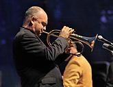 Hvězdy světového jazzu, James Morrison - trubka, CBC Big Band, 24.7.2010, 19. Mezinárodní hudební festival Český Krumlov, zdroj: Auviex, s.r.o., foto: Libor Sváček