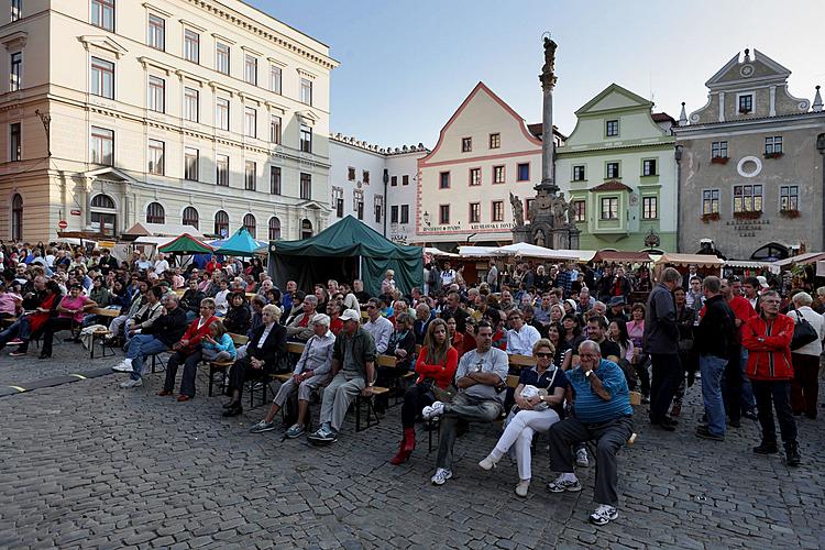 Svatováclavské slavnosti a Mezinárodní folklórní festival 2010 v Českém Krumlově