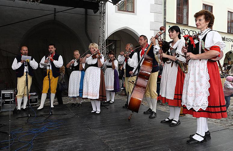 Svatováclavské slavnosti a Mezinárodní folklórní festival 2010 v Českém Krumlově