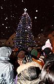 Musikalisch poetische Eröffnung des Advents, verbunden mit der Beleuchtung des Weihnachtsbaums, Stadtplatz Náměstí Svornosti, Český Krumlov, 28.11.2010, Foto: Lubor Mrázek