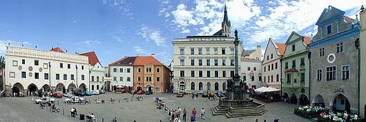 Panorama des Stadtplatzes Náměstí Svornosti in Český Krumlov, Foto: Lubor Mrázek 