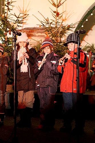 3rd Advent Sunday - Joint singing at the Christmas Tree, Advent and Christmas in Český Krumlov 2010