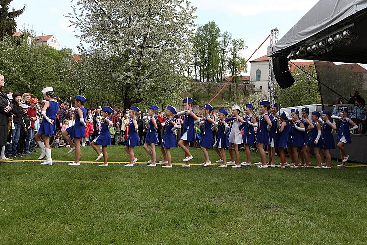 Childrens afternoon and Artistic elementary school Český Krumlov festival, Magical Krumlov 30.4.2011