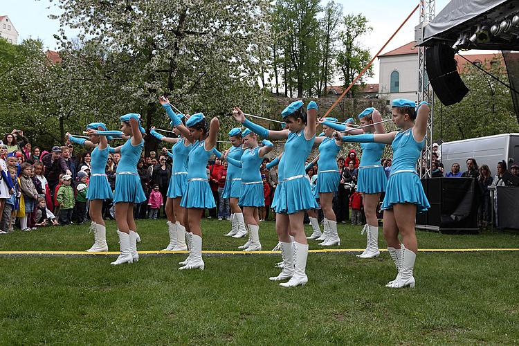 Kindernachmittag und Festival der Kunstschule Český Krumlov, Zauberhaftes Krumlov 30.4.2011