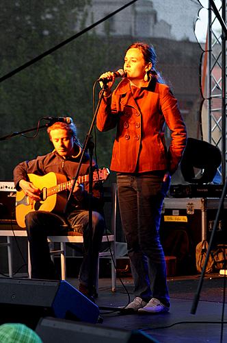 Konzerte der Krumauer Musikbands und Lampionumzug, Zauberhaftes Krumlov 30.4.2011