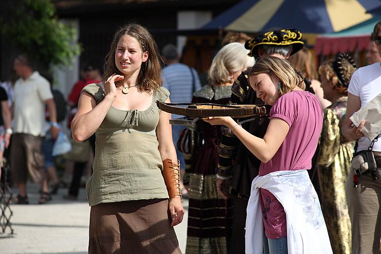 Slavnosti pětilisté růže ® pátek 17.6.2011