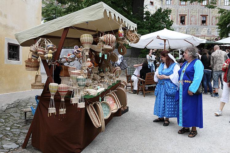 Slavnosti pětilisté růže ® pátek 17.6.2011