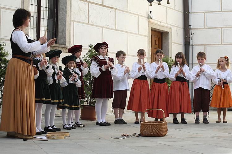 Slavnosti pětilisté růže ® pátek 17.6.2011