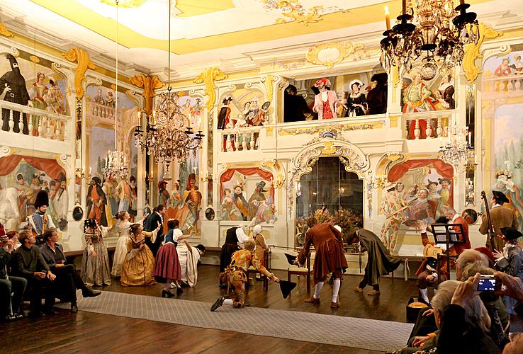 Baroque Night on the Český Krumlov Castle (R), Chamber Music Festival 24 and 25 June 2011