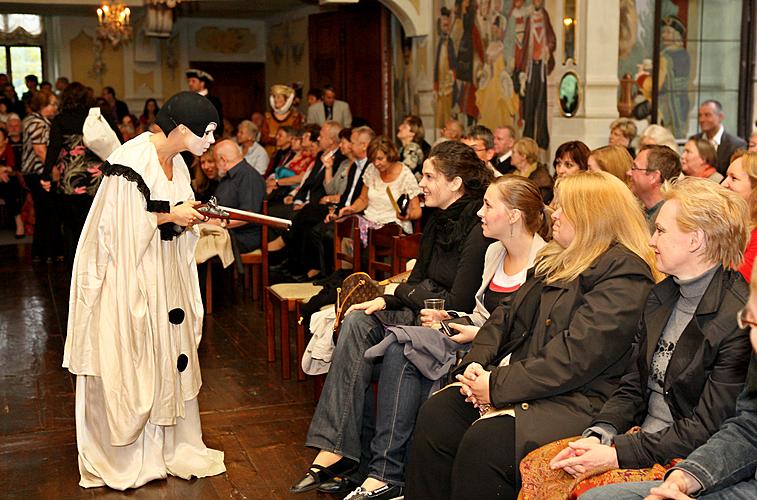 Baroque Night on the Český Krumlov Castle (R), Chamber Music Festival 24 and 25 June 2011