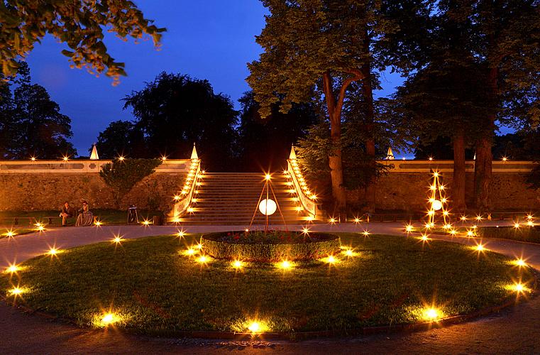 Baroque Night on the Český Krumlov Castle (R), Chamber Music Festival 24 and 25 June 2011