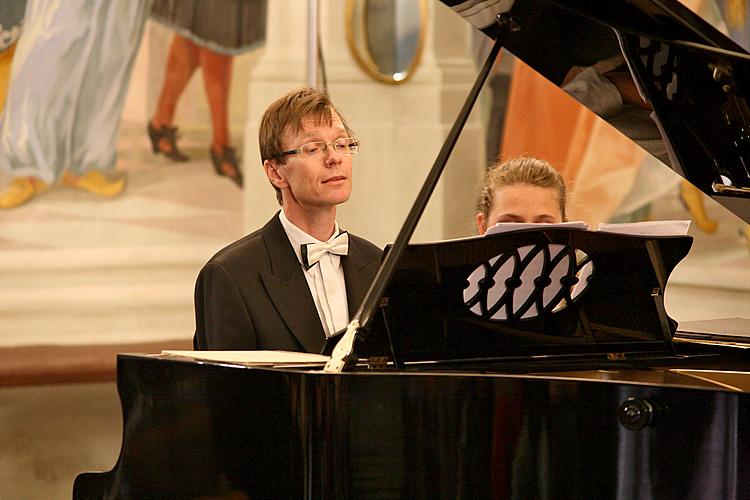 Meng La Huang (Geige), Daniel Wiesner (Klavier), Kammermusikfestival Český Krumlov 26.6.2011