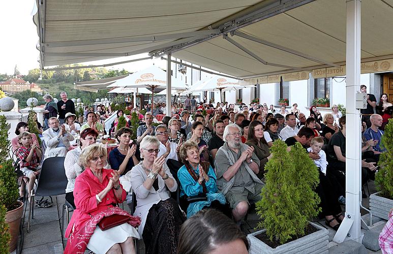 Jiří Stivín und Gipsy Krumlov (krumauer Zigeunerkapelle), Kammermusikfestival Český Krumlov 28.6.2011