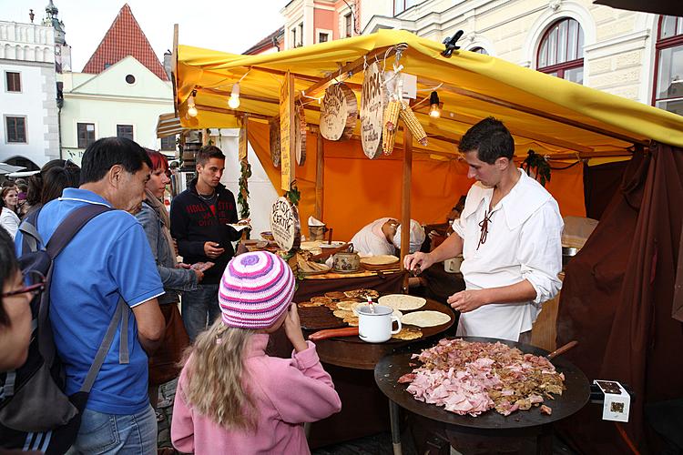 Svatováclavské slavnosti a Mezinárodní folklórní festival 2011 v Českém Krumlově, pátek 23. září 2011