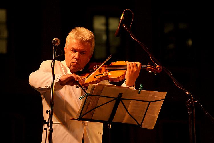 Saint Wenceslas Celebrations and International Folk Music Festival 2011 in Český Krumlov, Friday 23rd September 2011