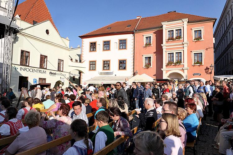 St.-Wenzels-Fest und Internationales Folklorefestival 2011 in Český Krumlov, Samstag 24. September 2011