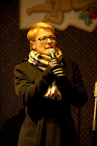 Musikalisch poetische Eröffnung des Advents, verbunden mit der Beleuchtung des Weihnachtsbaums, Stadtplatz Náměstí Svornosti, Český Krumlov, 27.11.2011