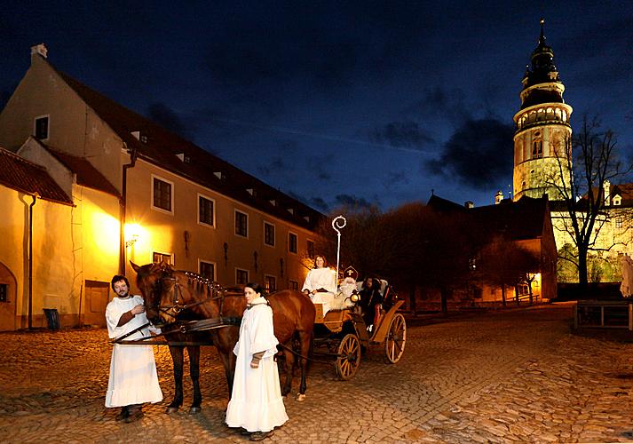 2. Adventssonntag - Nikolausbescherung, Schloss Český Krumlov, 4.12.2011