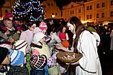2. Adventssonntag - Nikolausbescherung, Stadtplatz Náměstí Svornosti, Český Krumlov, 4.12.2011, Foto: Lubor Mrázek
