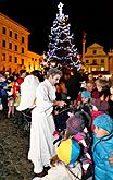 2nd Advent Sunday - St. Nicholas Present Distribution, Square Náměstí Svornosti, Český Krumlov, 4.12.2011, photo by: Lubor Mrázek