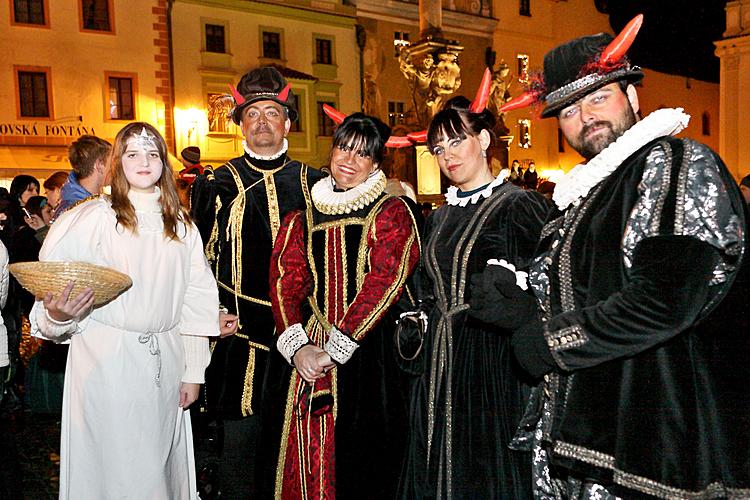 2nd Advent Sunday - St. Nicholas Present Distribution, Square Náměstí Svornosti, Český Krumlov, 4.12.2011