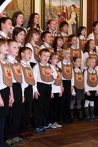 Předvánoční vystoupení Brumlíků a jejich hostů, sbormistr Mgr. Lukáš Holec, Český Krumlov 15.12.2011