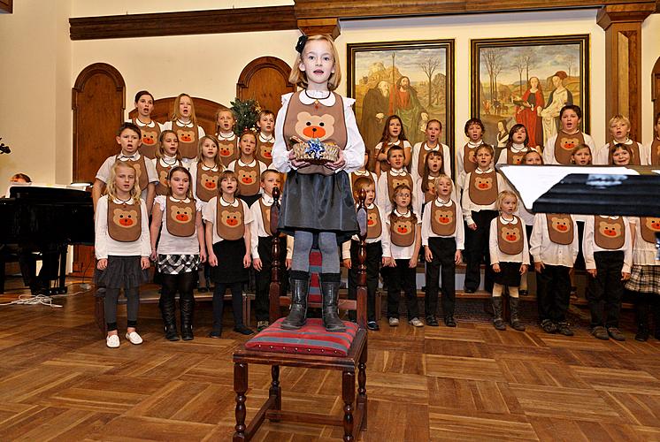 Vorweihnachtsauftritt der Gruppe Brumlíci und deren Gäste, Chorleiter Mag. Lukáš Holec, Český Krumlov 15.12.2011