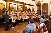 Předvánoční vystoupení Brumlíků a jejich hostů, sbormistr Mgr. Lukáš Holec, Český Krumlov 15.12.2011, foto: Lubor Mrázek