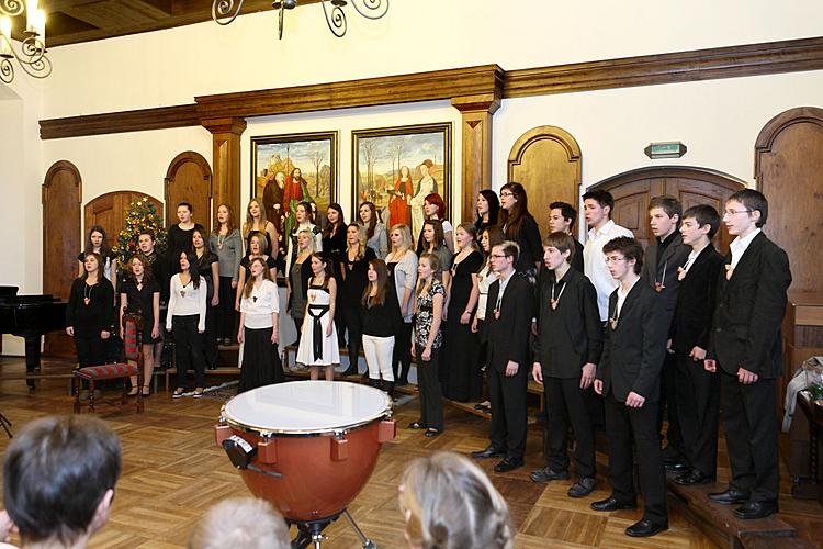 Pre-Christmas performance of the Group Medvíďata and their guests, choirmaster Mr. Lukáš Holec, Český Krumlov 15.12.2011