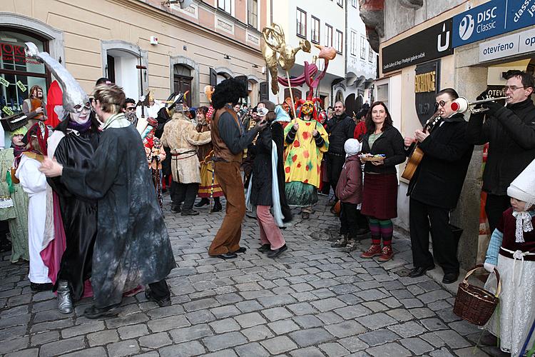 Masopustní průvod v Českém Krumlově, 21. února 2012