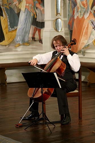 Isang Yun Trio, Chamber Music Festival Český Krumlov, 5.7.2012