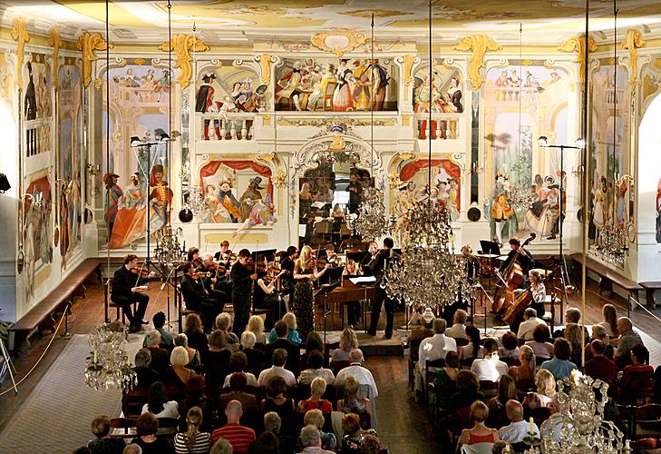Konzert zu Ehren des Meisters Josef Suk - Gabriela Demeterová (Geige), Jan Mráček (Geige), Josef Špaček (Geige), Südböhmische Kammerphilharmonie  und Jan Talich (Dirigent), Kammermusikfestival Český Krumlov, 7.7.2012