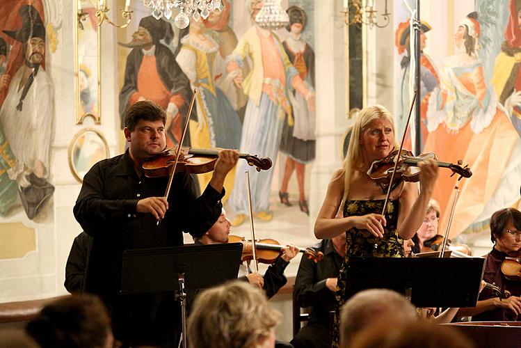 Konzert zu Ehren des Meisters Josef Suk - Gabriela Demeterová (Geige), Jan Mráček (Geige), Josef Špaček (Geige), Südböhmische Kammerphilharmonie  und Jan Talich (Dirigent), Kammermusikfestival Český Krumlov, 7.7.2012