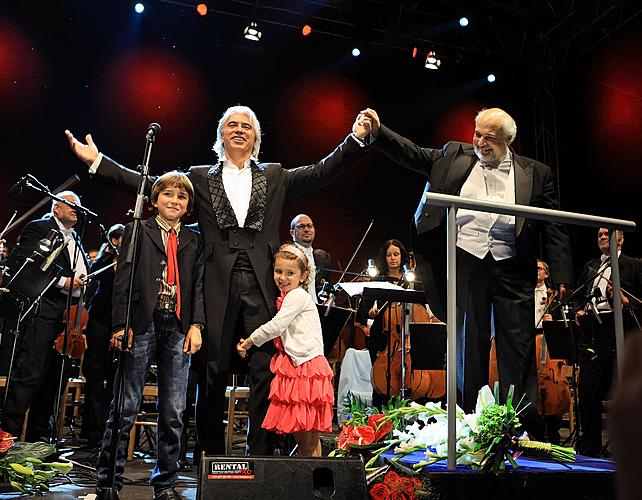 Dmitri Hvorostovsky - operní galakoncert, 20.7.2012, 21. Mezinárodní hudební festival Český Krumlov