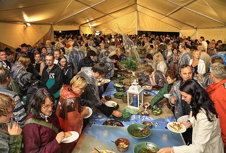 Balkánský hudebně-gastronomický večer - Boban i Marković Orkestar, Džezvica, 4.8.2012, 21. Mezinárodní hudební festival Český Krumlov