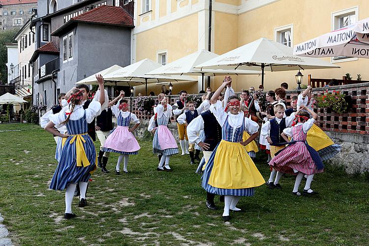 Saint Wenceslas Celebrations and International Folk Music Festival 2012 in Český Krumlov, Friday 28th September 2012