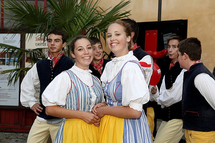 Svatováclavské slavnosti a Mezinárodní folklórní festival 2012 v Českém Krumlově, pátek 28. září 2012