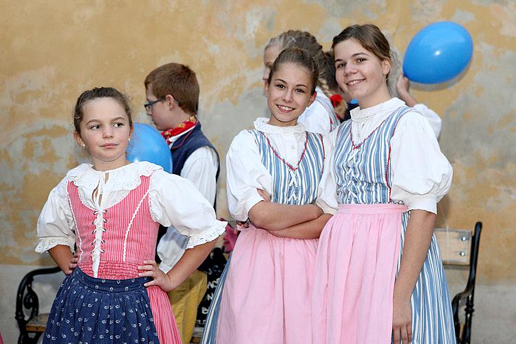 Saint Wenceslas Celebrations and International Folk Music Festival 2012 in Český Krumlov, Friday 28th September 2012