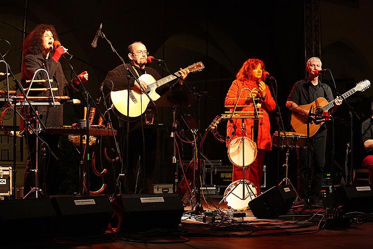 Svatováclavské slavnosti a Mezinárodní folklórní festival 2012 v Českém Krumlově, pátek 28. září 2012