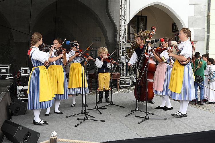 Saint Wenceslas Celebrations and International Folk Music Festival 2012 in Český Krumlov, Saturday 29th September 2012