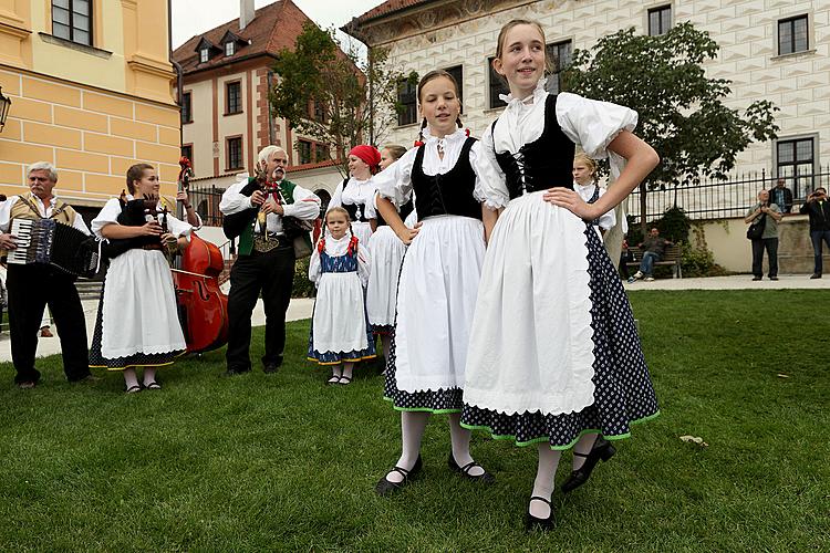 St.-Wenzels-Fest und Internationales Folklorefestival 2012 in Český Krumlov, Samstag 29. September 2012