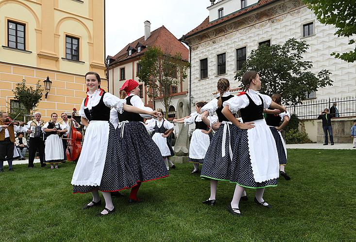 Saint Wenceslas Celebrations and International Folk Music Festival 2012 in Český Krumlov, Saturday 29th September 2012