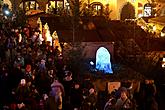 1. adventní neděle - hudebně poetické otevření adventu spojené s rozsvícením vánočního stromu, 2.12.2012, foto: Lubor Mrázek