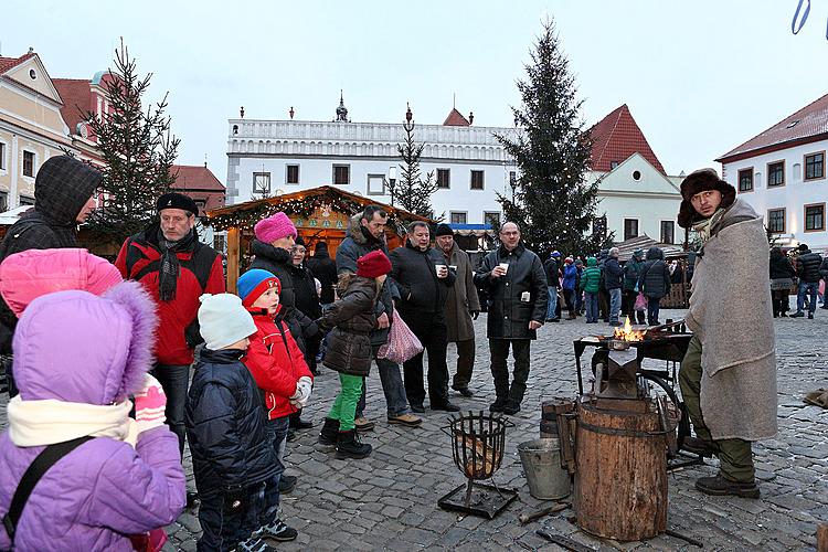 2. Advent Sunday - Baby Jesus Post Office located in the U Zlatého anděla Hotel and arrival of the White Lady, 9.12.2012