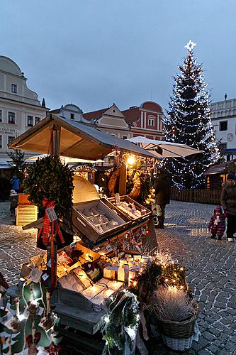 2. Advent Sunday - Baby Jesus Post Office located in the U Zlatého anděla Hotel and arrival of the White Lady, 9.12.2012