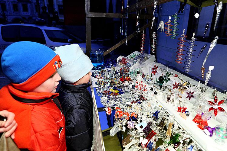 2. Advent Sunday - Baby Jesus Post Office located in the U Zlatého anděla Hotel and arrival of the White Lady, 9.12.2012